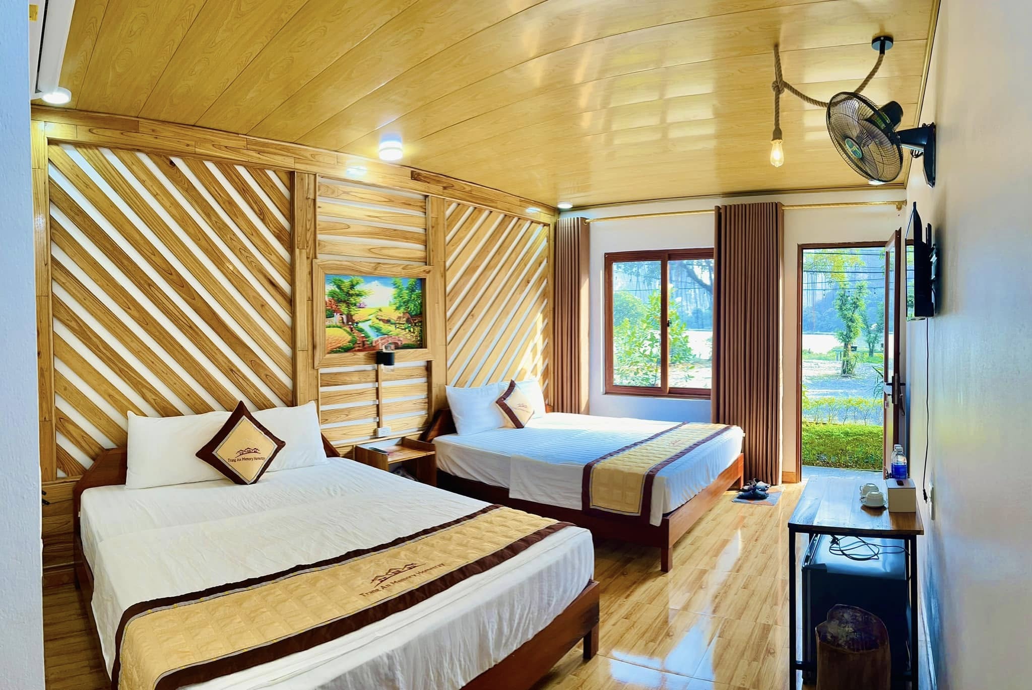 HẠNG PHÒNG VIP